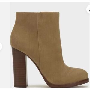 Vince Camuto Cayelsa Heeled Bootie Ankle Boots Beige SZ 8.5/39.5 Suede Leather